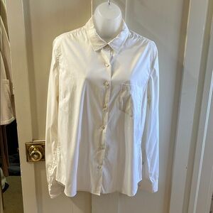 UNTUCKit White Button-Up Shirt